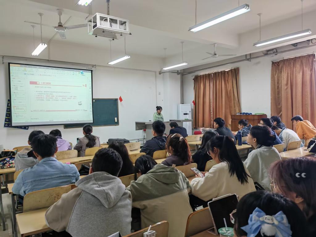 712BCBDB7B74FED8C26BBB6CD81DB96F