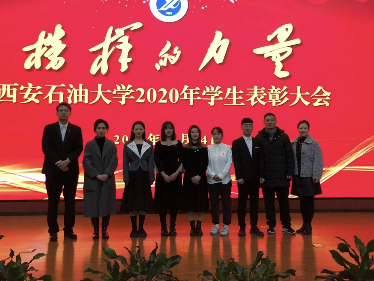 194b696e7a29397c6a46f730badb29b