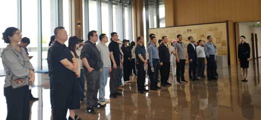 40503b09ee6252fc7c05803cd821e6f