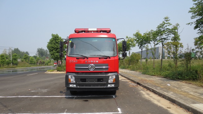 東風天錦森林消防車（6噸）圖片